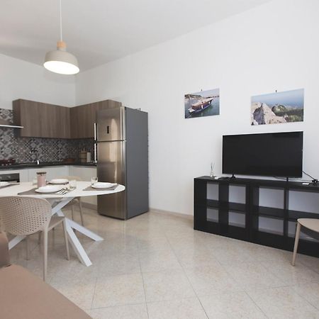Brecchembe - Holiday Home In The Center Of Lacco Ameno Lacco Ameno  Εξωτερικό φωτογραφία