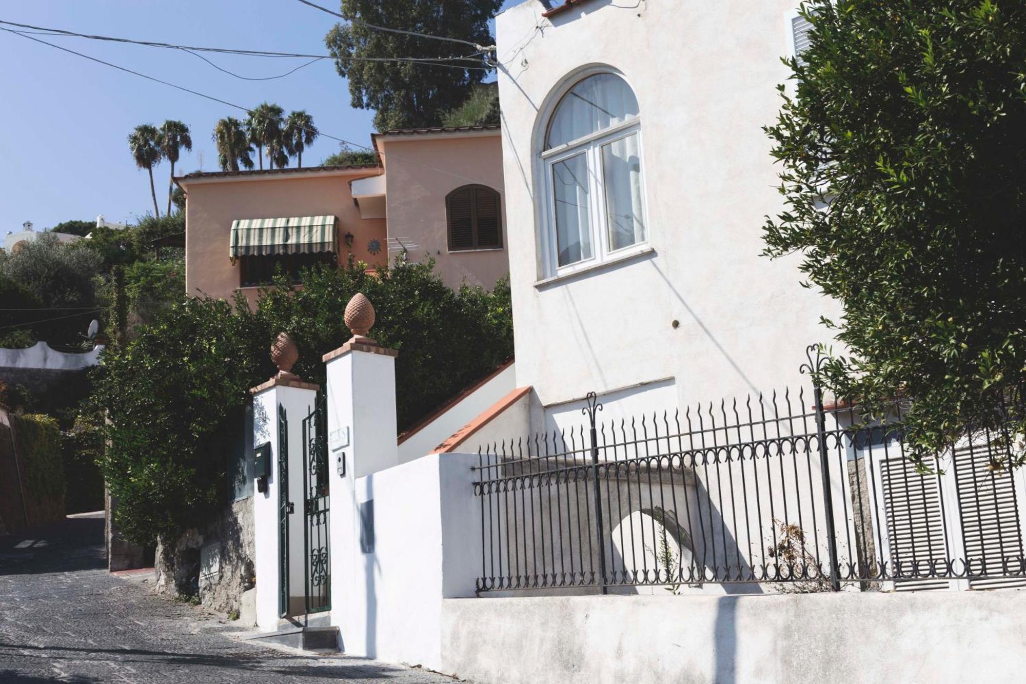 Brecchembe - Holiday Home In The Center Of Lacco Ameno Lacco Ameno  Εξωτερικό φωτογραφία