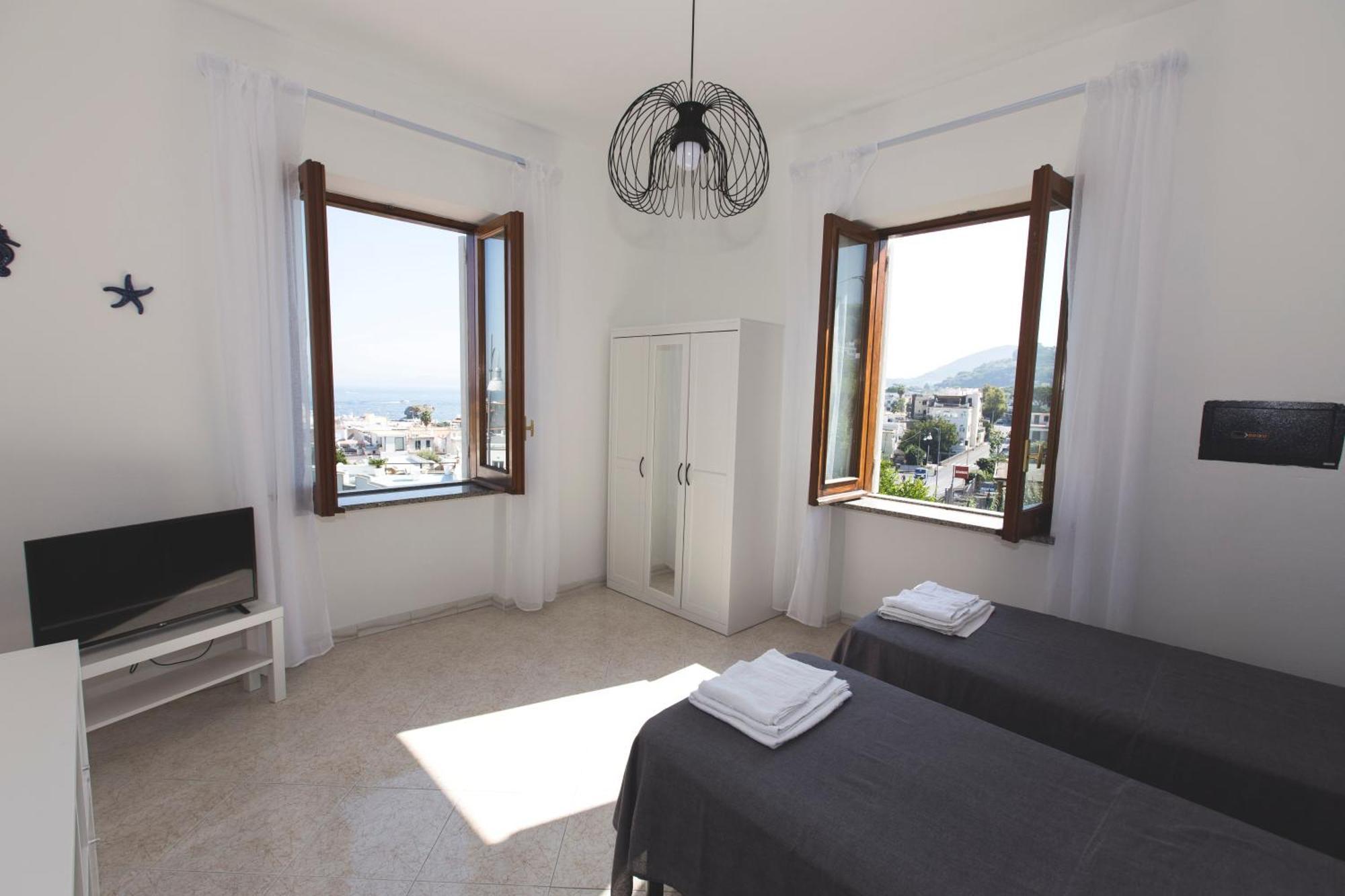 Brecchembe - Holiday Home In The Center Of Lacco Ameno Lacco Ameno  Εξωτερικό φωτογραφία